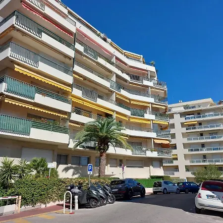 Centre - Sea View - Modern - Walking Distance And Palais Des Festivals Apartment